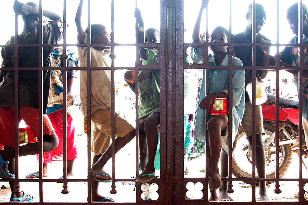 Hilfe für Thiaba et «Allez les lions!» - Dakar, Senegal © Friedel Ammann - Basel